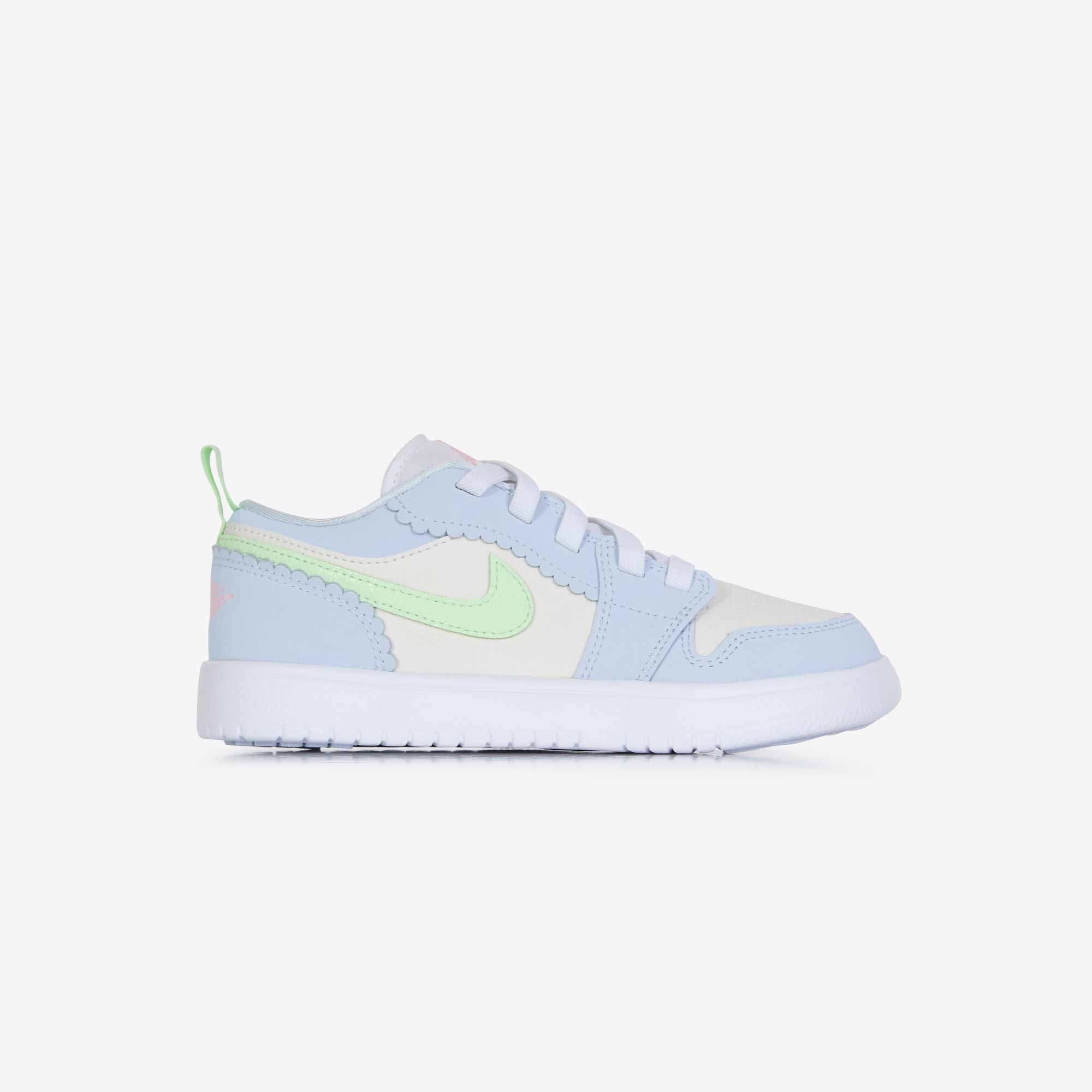 AIR JORDAN 1 LOW LOVE IS IN THE AIR