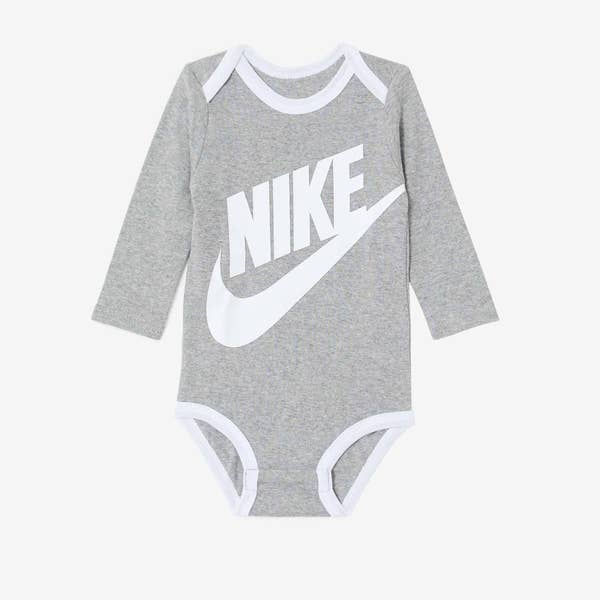 3 PC SET BODYSUIT HAT BOOTIE