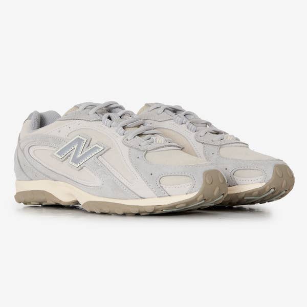 204 SUEDE