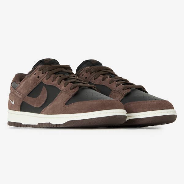 DUNK LOW SUEDE MINI SWOOSH