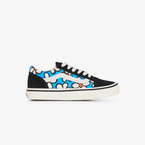 OLD SKOOL FLOWERS