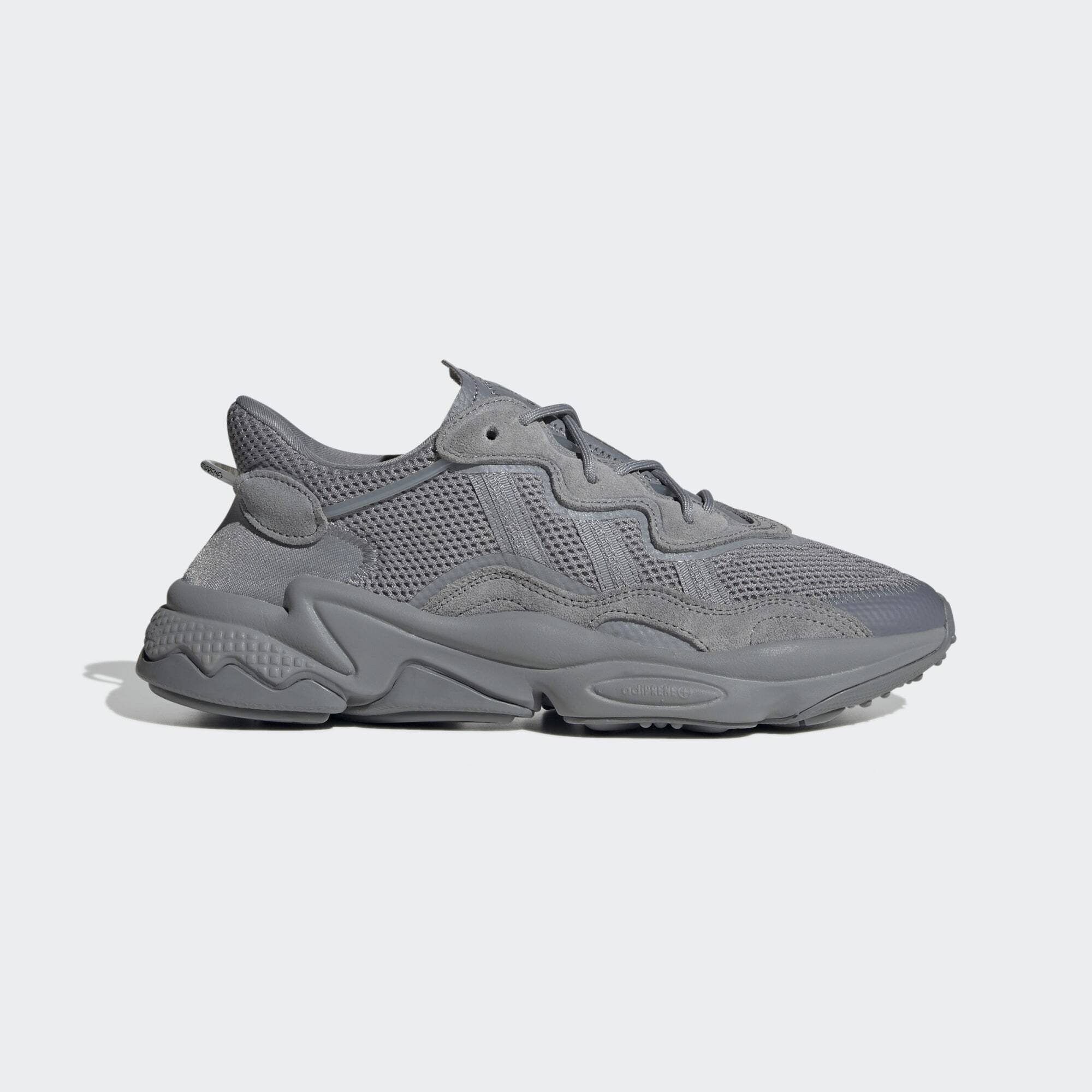 Adidas originals ozweego trainer core hotsell black / core black / grey