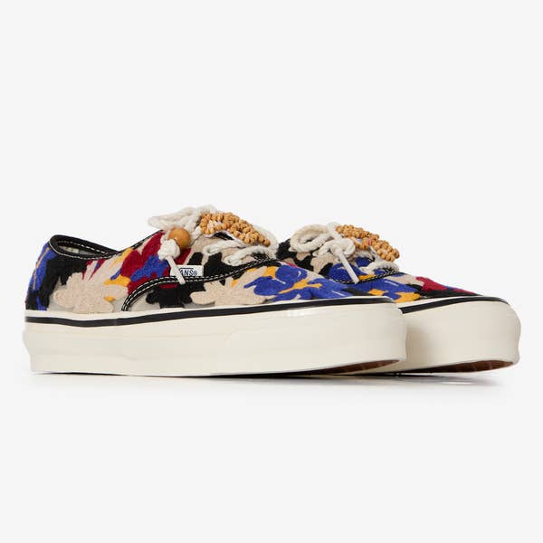 LX AUTHENTIC NEEDLEWORK