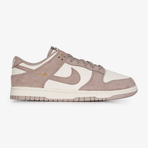 DUNK LOW SUEDE MINI SWOOSH