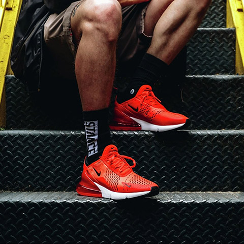 270 nike courir store