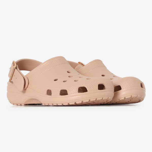 CLASSIC METALLIC BUCKLE CLOG