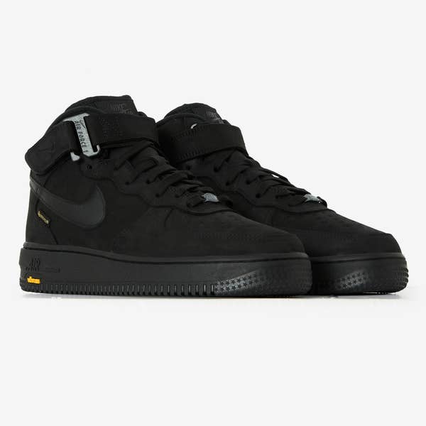 AIR FORCE 1 MID GORE-TEX