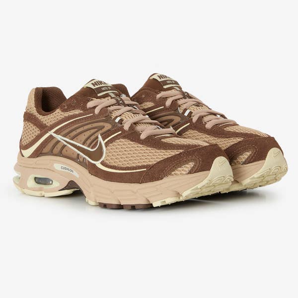 AIR MAX MOTO 2K SUEDE